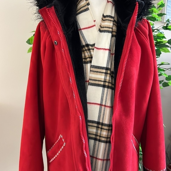 Red Bear & Wolf Ameri Mode Alaskan Red Company coat - Picture 6 of 16
